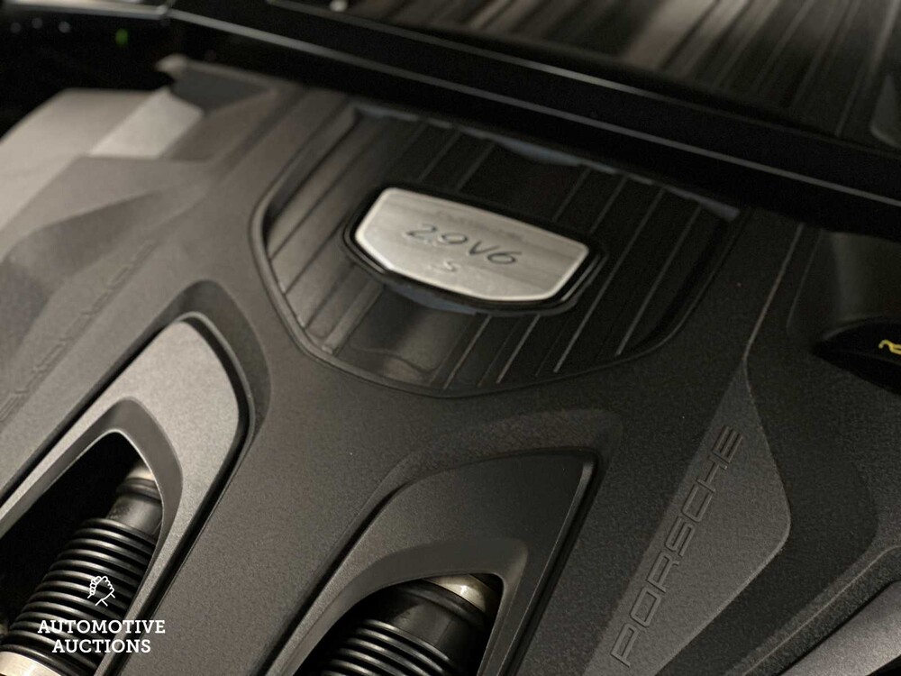 Porsche Panamera Sport Turismo 4S 2.9 V6 441hp 2018 (Original-NL), RT-213-P