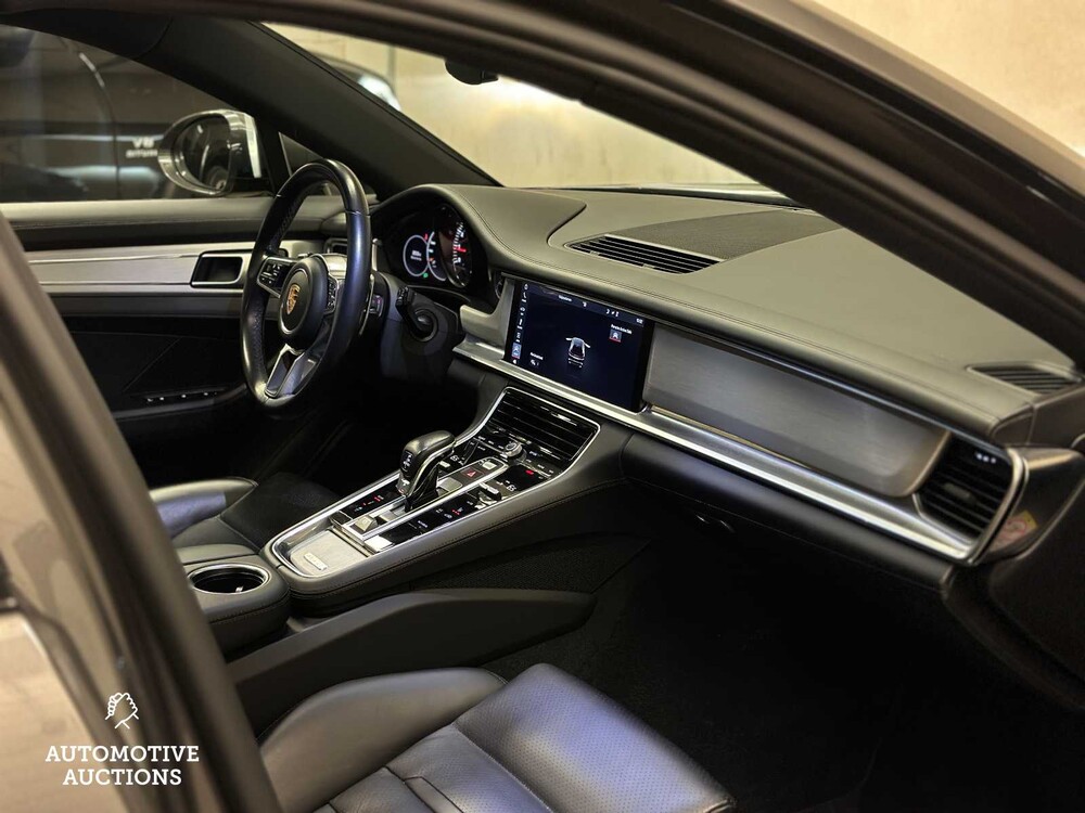 Porsche Panamera Sport Turismo 4S 2.9 V6 441hp 2018 (Original-NL), RT-213-P
