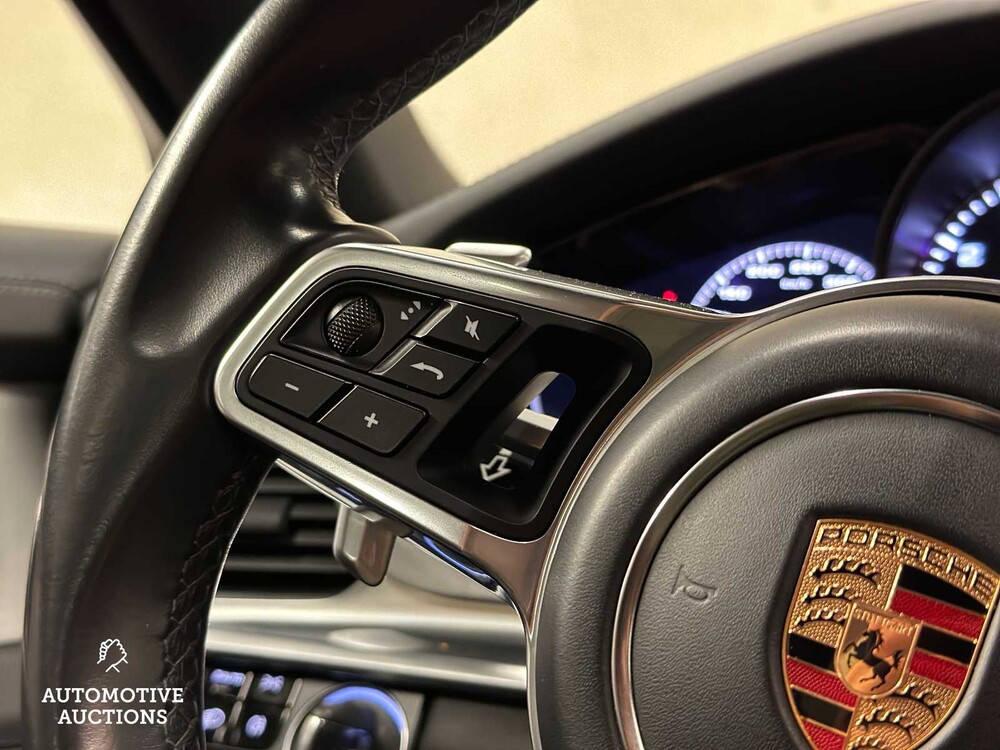 Porsche Panamera Sport Turismo 4S 2.9 V6 441hp 2018 (Original-NL), RT-213-P