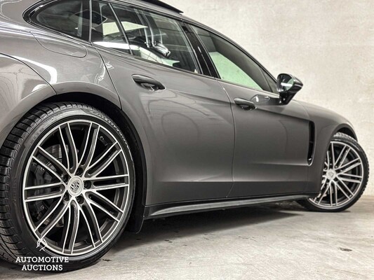 Porsche Panamera Sport Turismo 4S 2.9 V6 441pk 2018 (Origineel-NL), RT-213-P