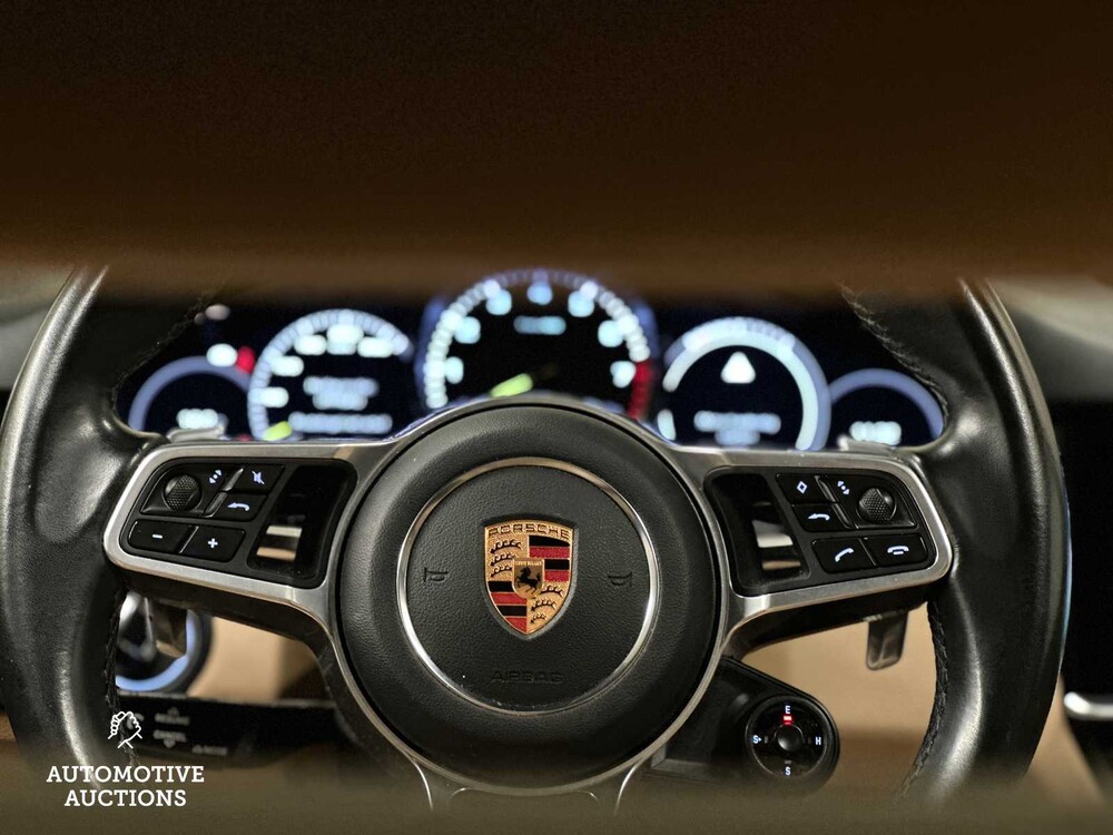 Porsche Cayenne E-Hybrid 3.0 V6 NEW-MODEL 462hp 2018 Sport-Chrono