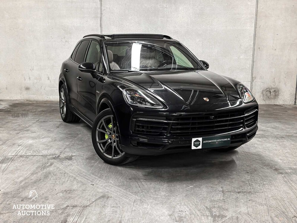 Porsche Cayenne E-Hybrid 3.0 V6 NEW-MODEL 462hp 2018 Sport-Chrono