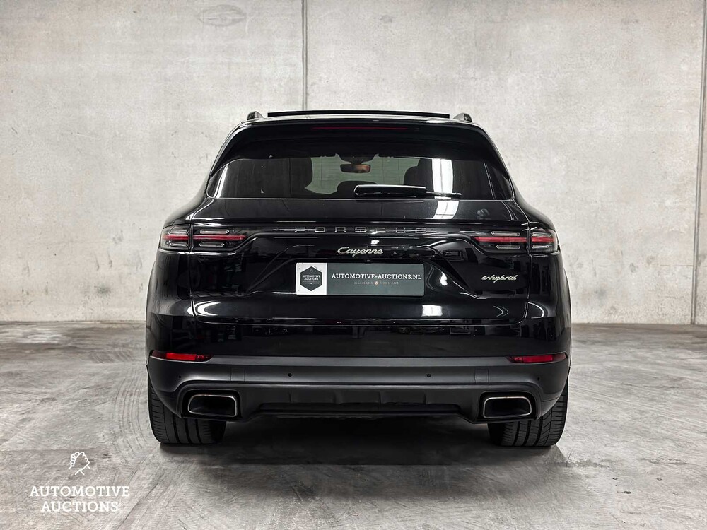 Porsche Cayenne E-Hybrid 3.0 V6 NEW-MODEL 462hp 2018 Sport-Chrono