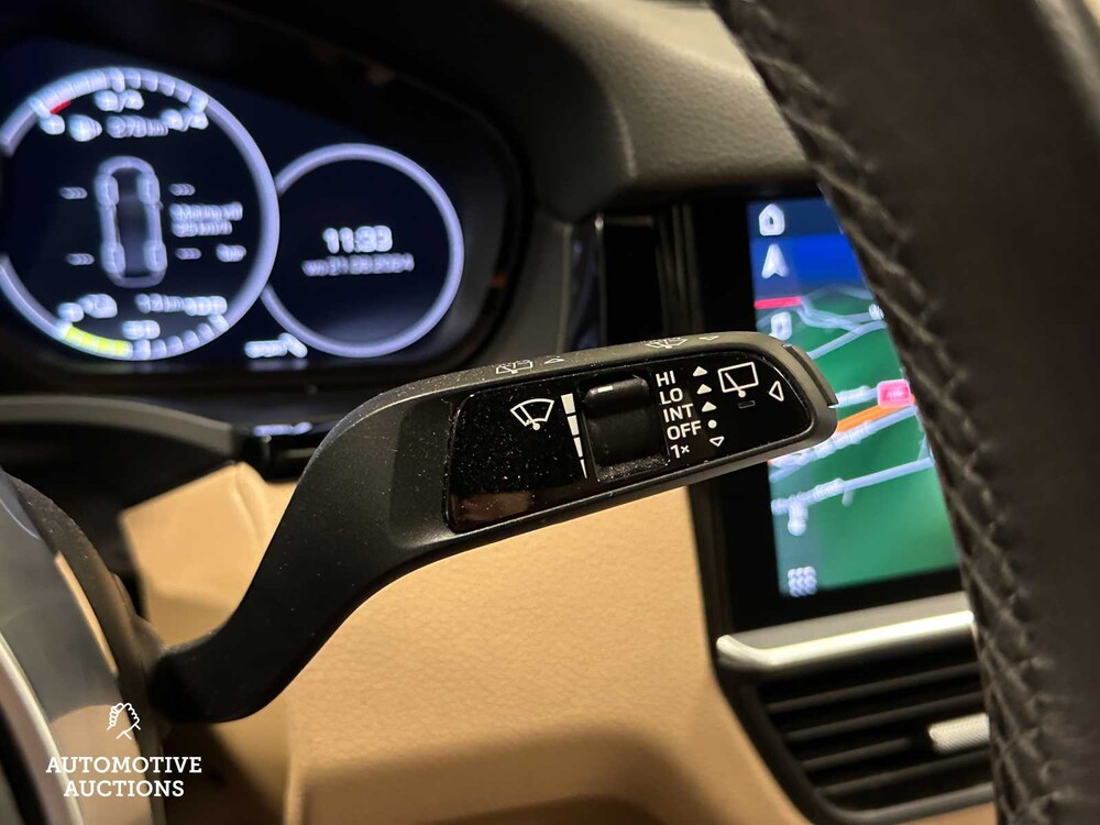 Porsche Cayenne E-Hybrid 3.0 V6 NEW-MODEL 462hp 2018 Sport-Chrono