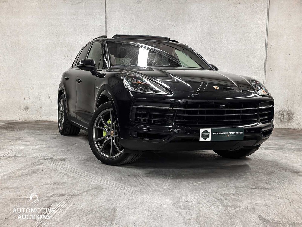 Porsche Cayenne E-Hybrid 3.0 V6 NEW-MODEL 462hp 2018 Sport-Chrono