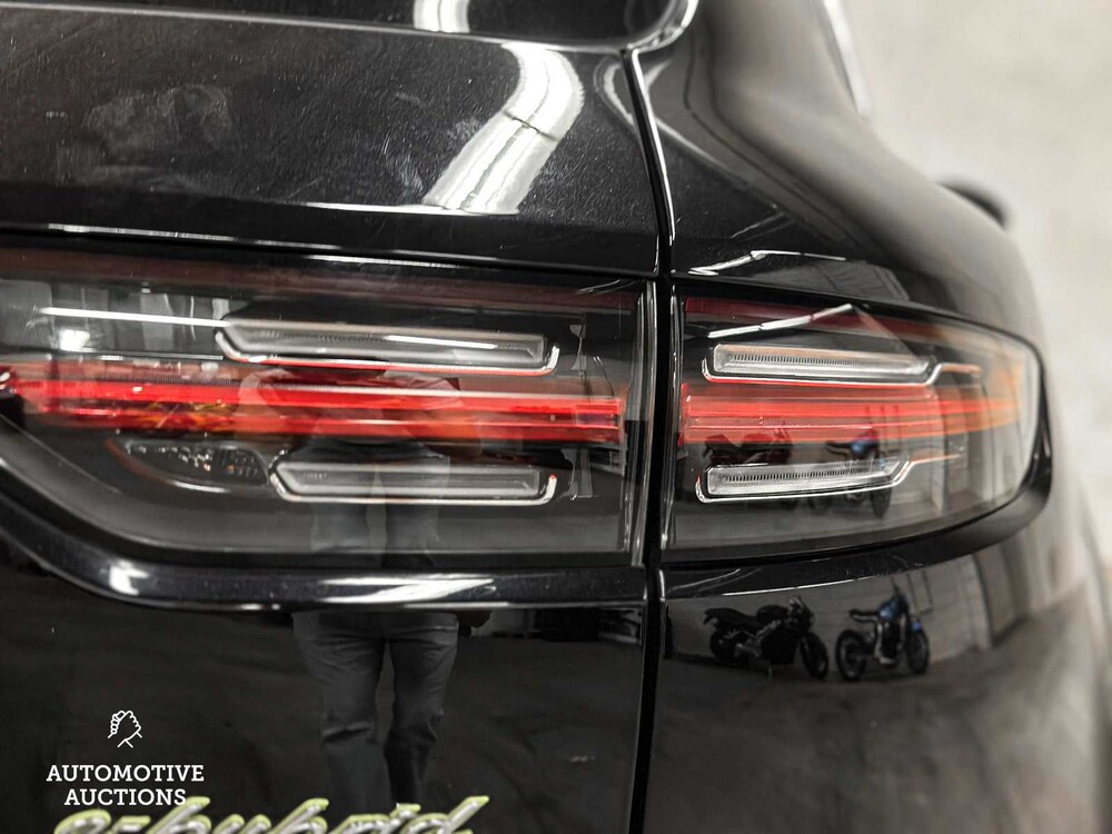 Porsche Cayenne E-Hybrid 3.0 V6 NEW-MODEL 462hp 2018 Sport-Chrono