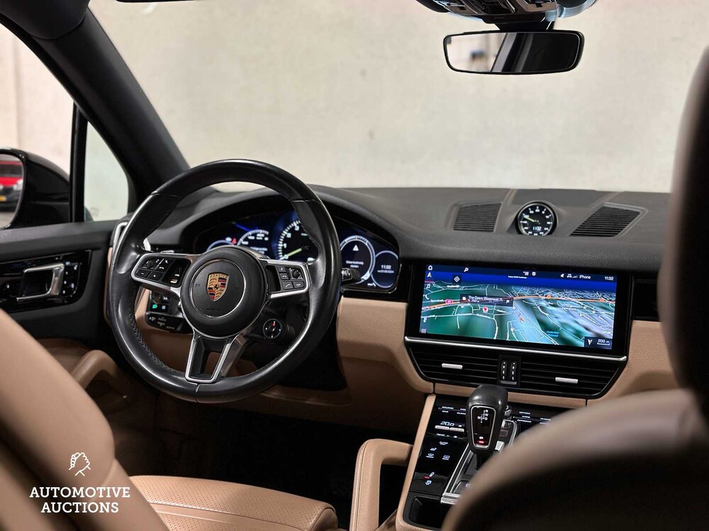 Porsche Cayenne E-Hybrid 3.0 V6 NEW-MODEL 462hp 2018 Sport-Chrono