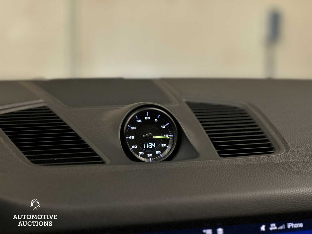 Porsche Cayenne E-Hybrid 3.0 V6 NEW-MODEL 462hp 2018 Sport-Chrono