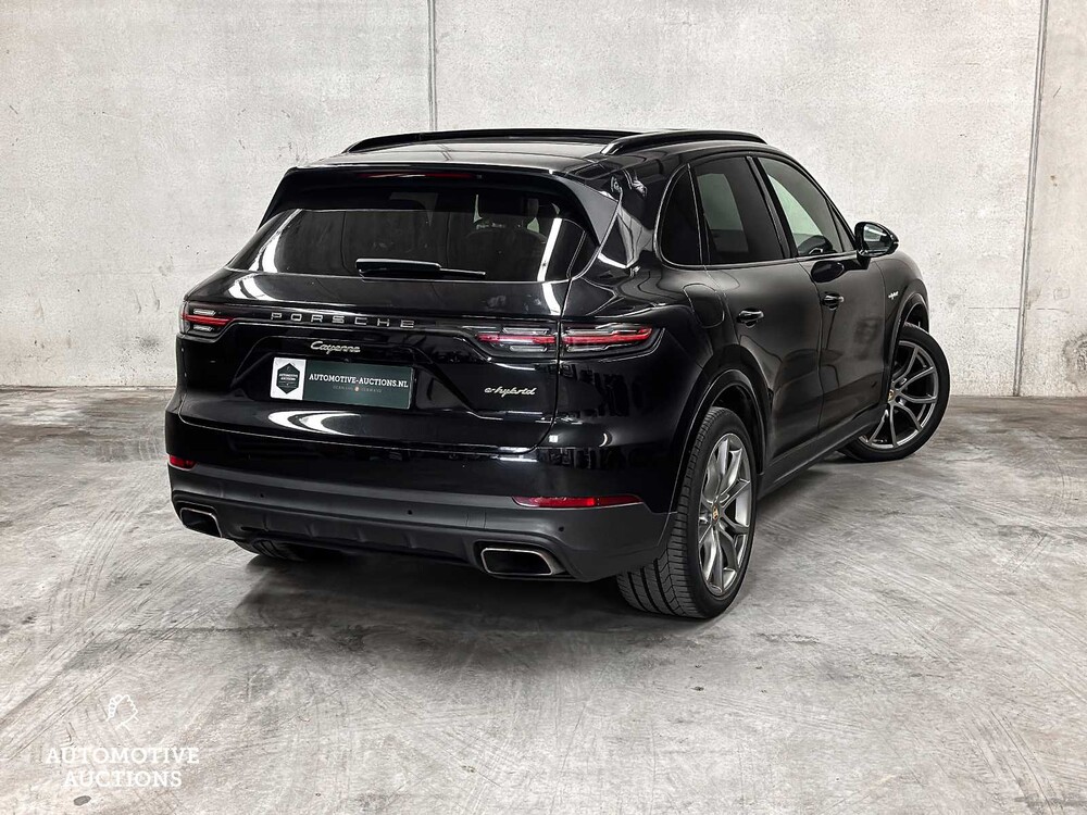 Porsche Cayenne E-Hybrid 3.0 V6 NEW-MODEL 462hp 2018 Sport-Chrono