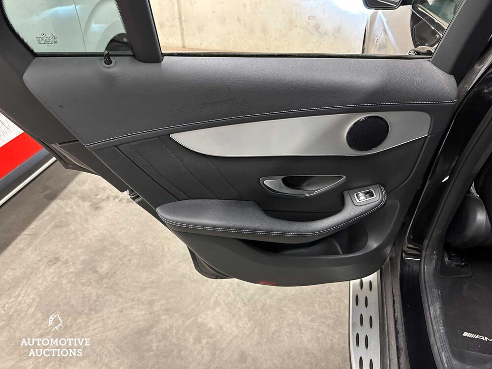 Mercedes-Benz GLC43 AMG Coupe 3.0 V6 4Matic 367hp 2017 GLC-Class, J-318-JB