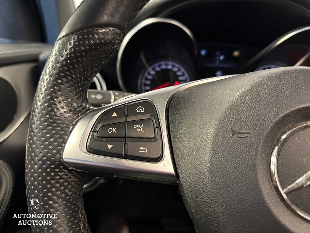 Mercedes-Benz GLC43 AMG Coupe 3.0 V6 4Matic 367hp 2017 GLC-Class, J-318-JB