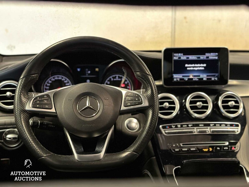 Mercedes-Benz GLC43 AMG Coupe 3.0 V6 4Matic 367hp 2017 GLC-Class, J-318-JB