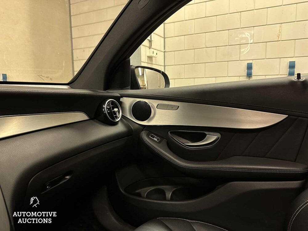 Mercedes-Benz GLC43 AMG Coupe 3.0 V6 4Matic 367hp 2017 GLC-Class, J-318-JB