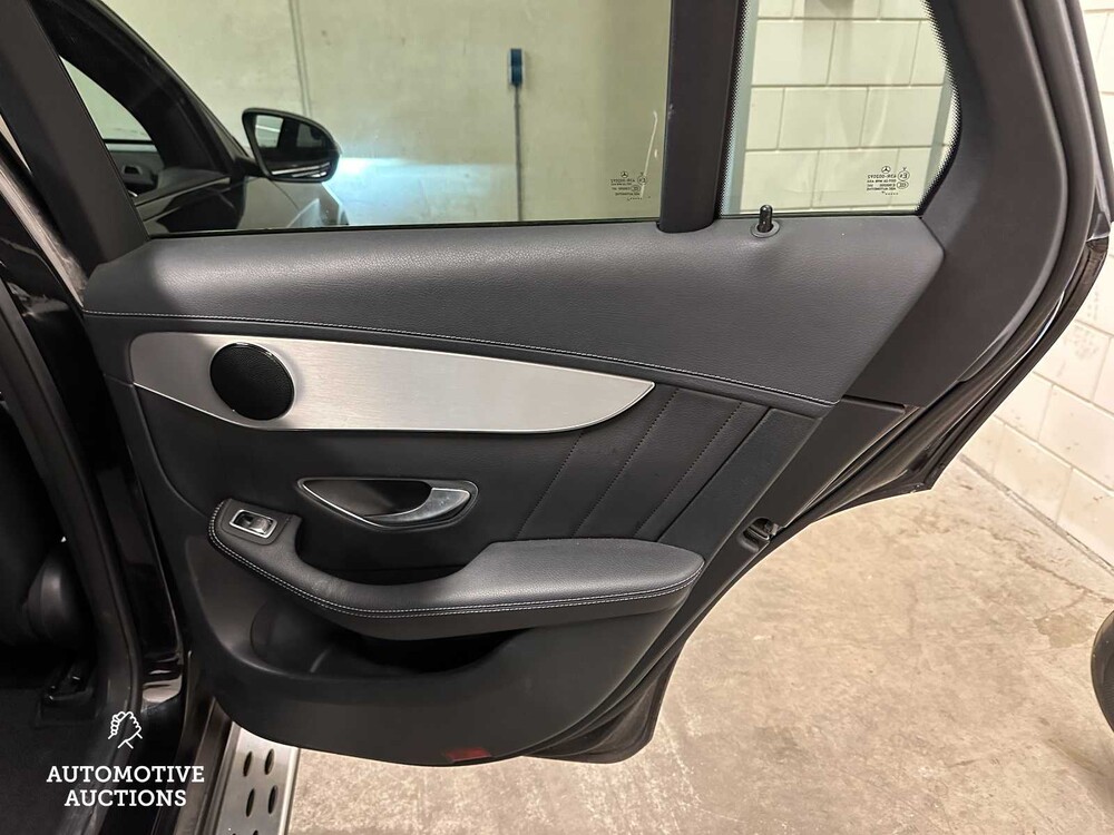 Mercedes-Benz GLC43 AMG Coupe 3.0 V6 4Matic 367hp 2017 GLC-Class, J-318-JB