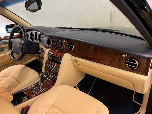 Bentley Arnage 6.8 V8 T (Mulliner) 457hp 2006 (FACELIFT), 75-ZTS-2 Youngtimer