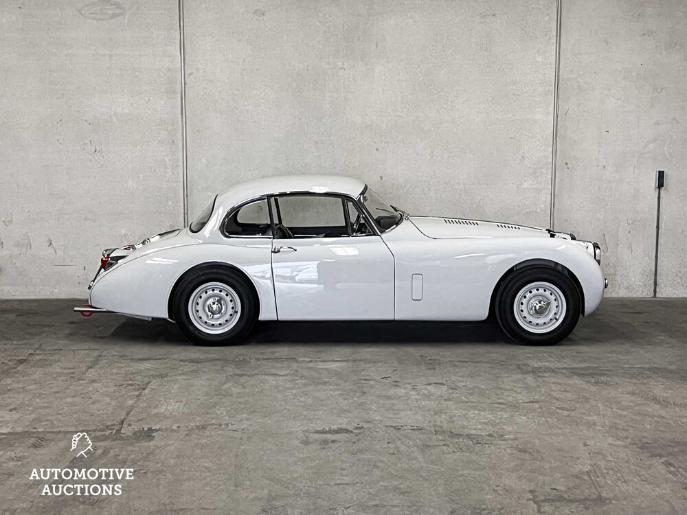 Jaguar XK150 Fixed Head Coupé  - Matching Numbers - 1957 Body Off Restaurantion, AR-87-52