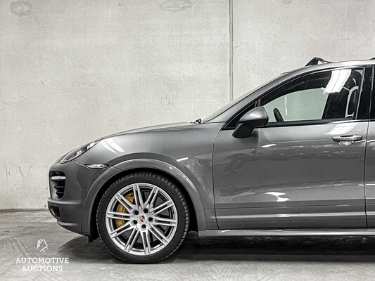 Porsche Cayenne GTS 4.8 V8 420hp 2013 (Original-NL), 8-KBF-18