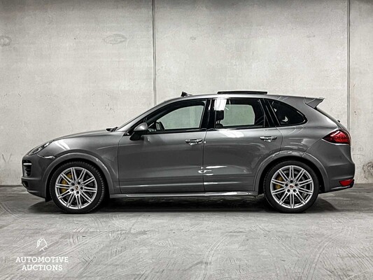 Porsche Cayenne GTS 4.8 V8 420hp 2013 (Original-NL), 8-KBF-18