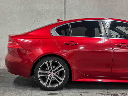 Jaguar XE 2.0 D R-Sport (Origineel-NL) Portfolio X760 163pk 2015, GS-106-G