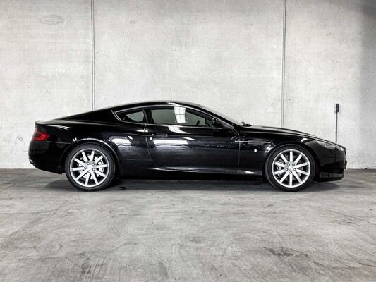 Aston Martin DB9 5.9 V12 Touchtronic 457PS 2005, 26-XJ-JD