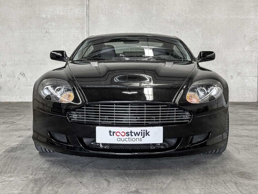 Aston Martin DB9 5.9 V12 Touchtronic 457PS 2005, 26-XJ-JD