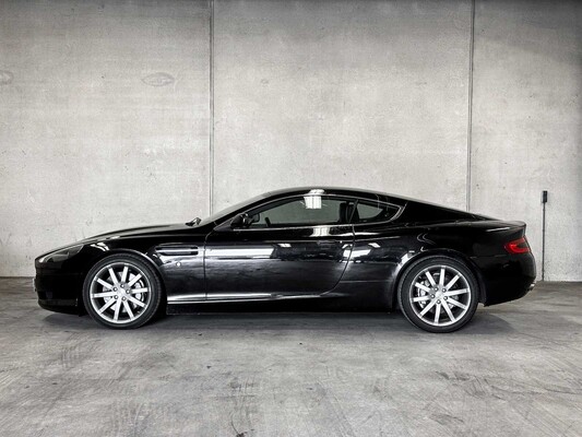 Aston Martin DB9 5.9 V12 Touchtronic 457PS 2005, 26-XJ-JD