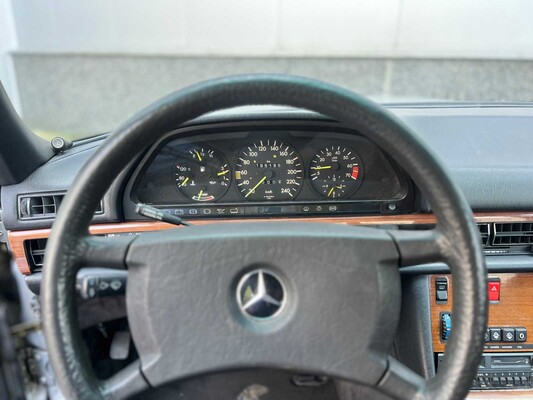 Mercedes-Benz 300 SE 188hp 1986 S-Class, 93-XRV-6 Olditmer