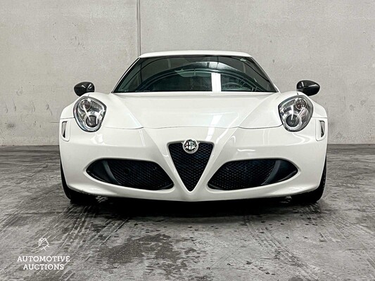 Alfa Romeo 4C Coupe 237hp 2015 (Launch Limited Edition 181/500)