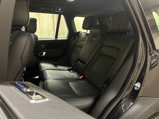 Land Rover Range Rover P400e Vogue (new-model) 300hp 2019 (original-UK), XH-957-T