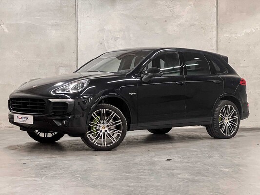 Porsche Cayenne S E-Hybrid 3.0 V6 416pk 2015 (Origineel-NL), GZ-024-N