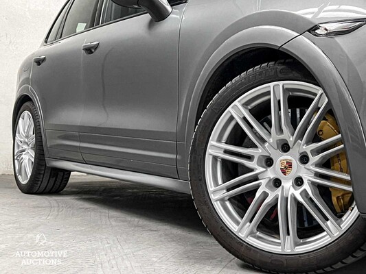 Porsche Cayenne GTS 4.8 V8 420hp 2013 (Original-NL), 8-KBF-18