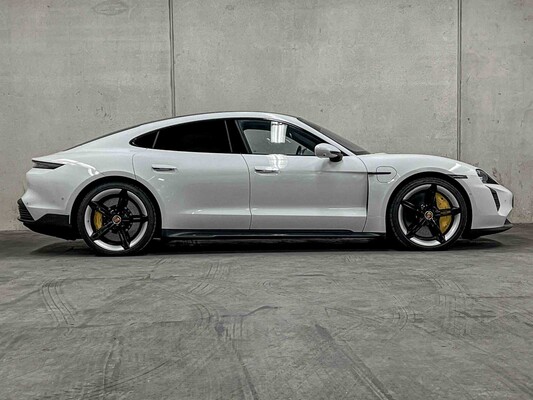 Porsche Taycan Turbo S 93 kWh 761pk 2020, Z-900-LD