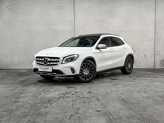 Mercedes-Benz GLA-klasse 180 Business Solution AMG 122pk 2017, RZ-668-T