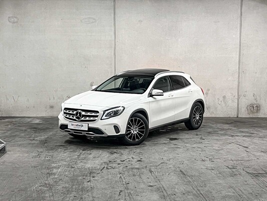 Mercedes-Benz GLA-klasse 180 Business Solution AMG 122pk 2017, RZ-668-T