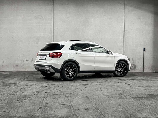 Mercedes-Benz GLA Klasse 180 Business Solution AMG 122PS 2017, RZ-668-T