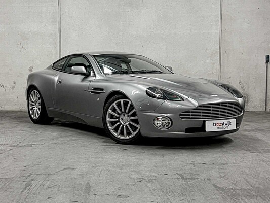 Aston Martin Vanquish 5.9 V12 469hp 2001 (Original-NL), 36-HT-PF