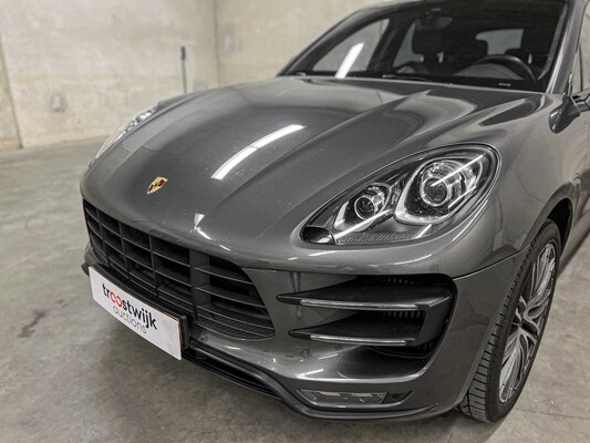 Porsche Macan Turbo 3.6 V6 Sport-Chrono 400pk 2015, XF-175-P