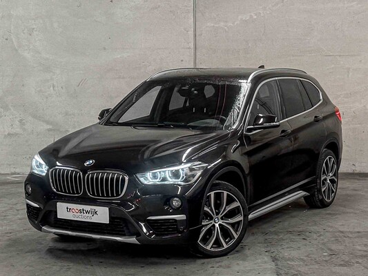 BMW X1 sDrive20i Centennial High Executive F48 (Origineel-NL) 192pk 2016, JH-821-H