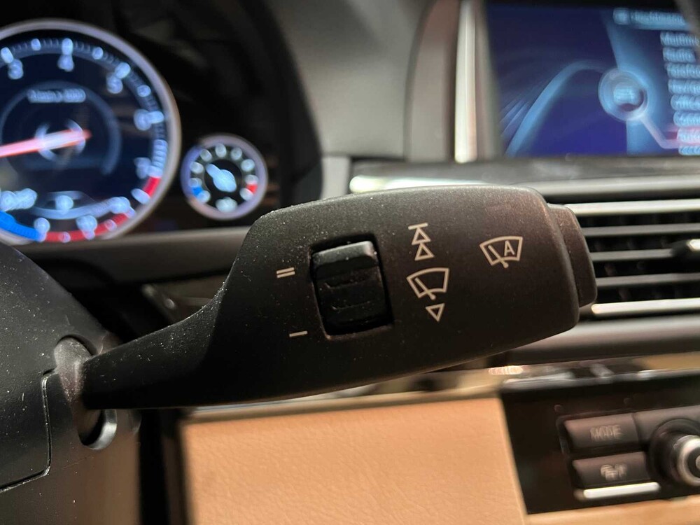 BMW 528i Touring High Executive F11 245PS 2014 5er, 6-TVT-59