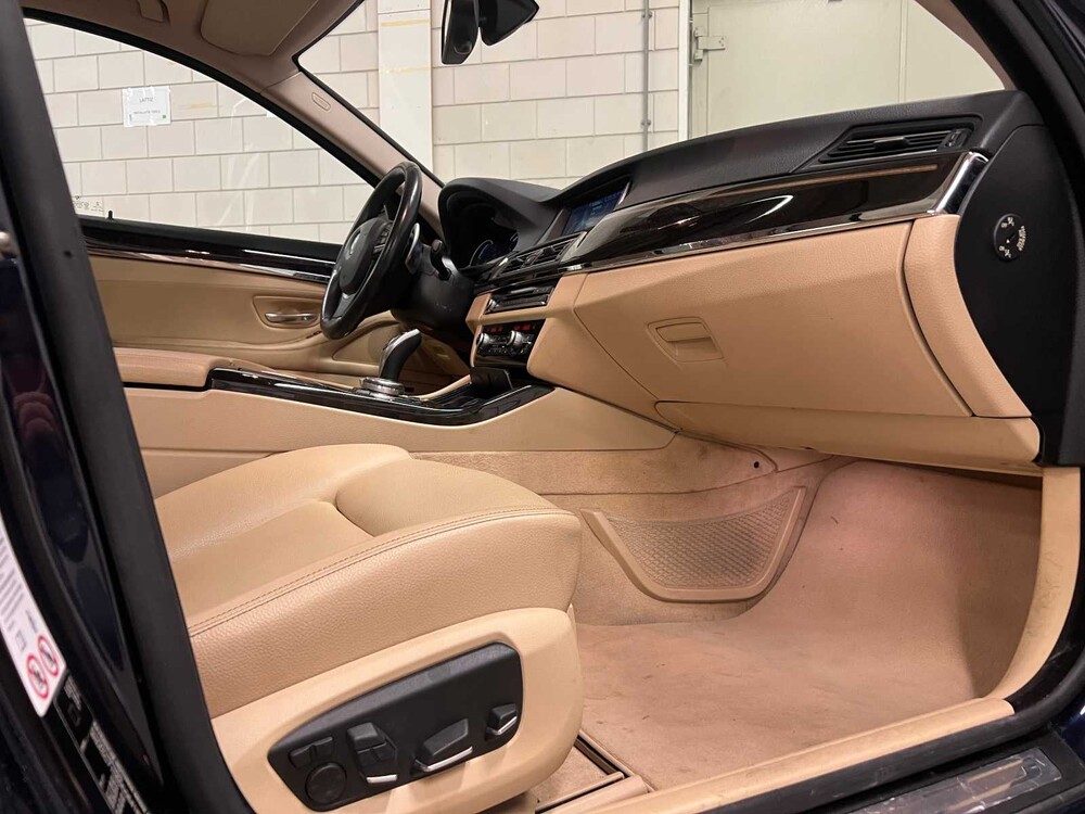 BMW 528i Touring High Executive F11 245PS 2014 5er, 6-TVT-59