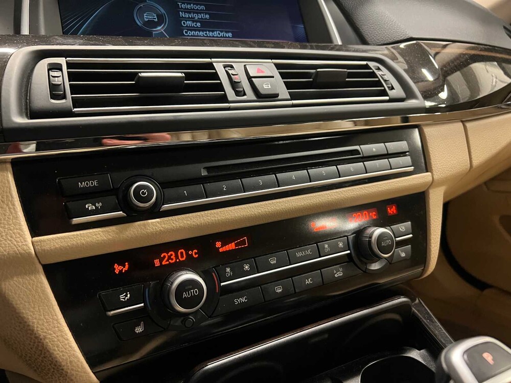 BMW 528i Touring High Executive F11 245PS 2014 5er, 6-TVT-59