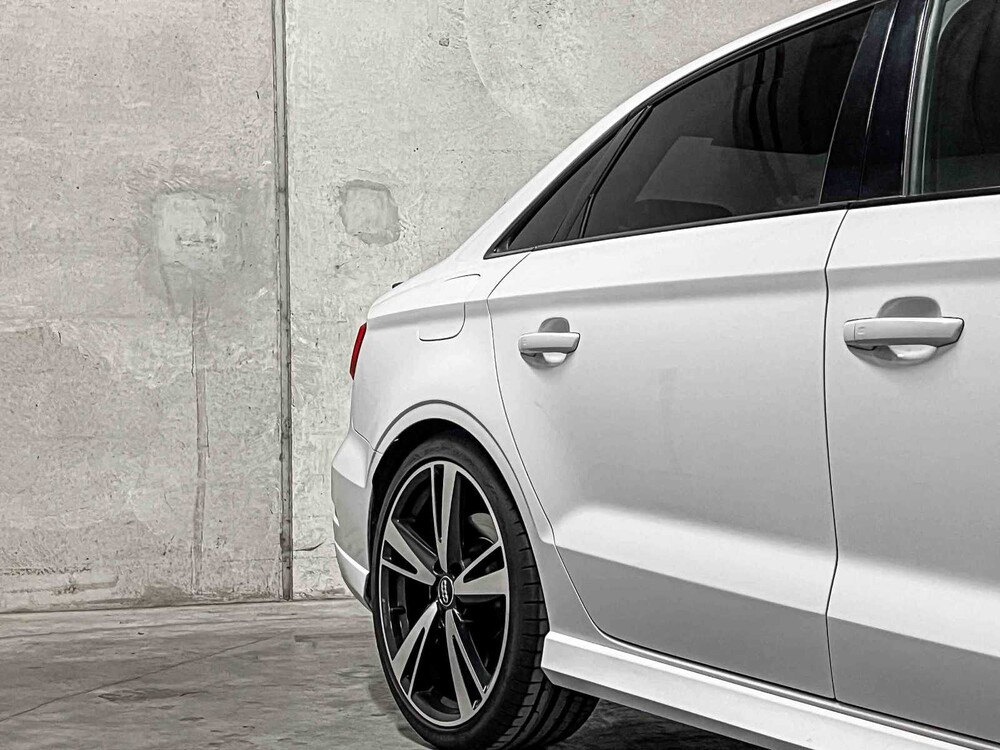 Audi RS3 Saloon 2.5 TFSI Quattro (Black Edition) 400hp 2020, L-931-TN
