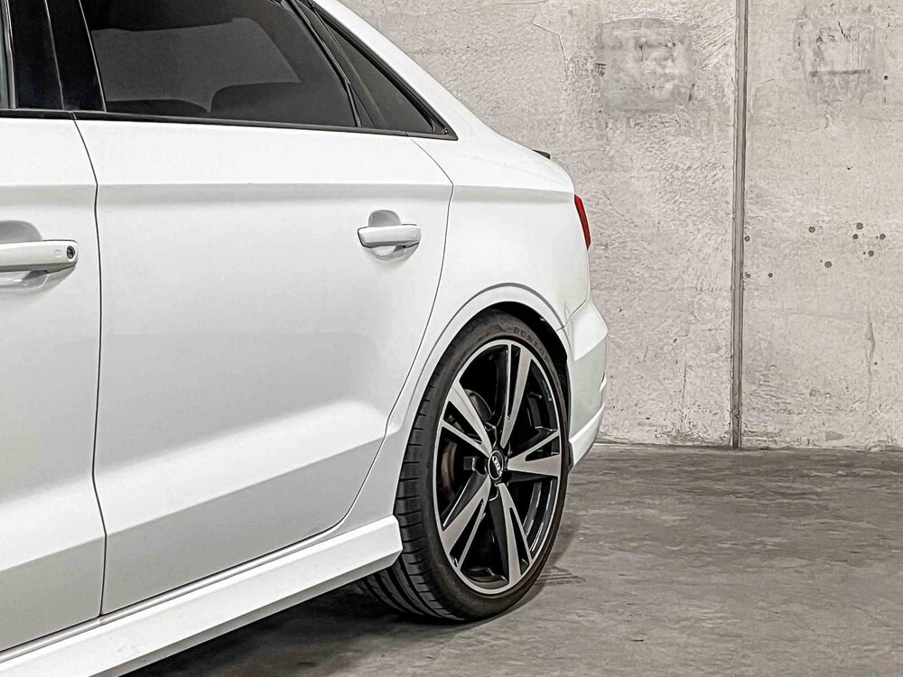 Audi RS3 Saloon 2.5 TFSI Quattro (Black Edition) 400hp 2020, L-931-TN