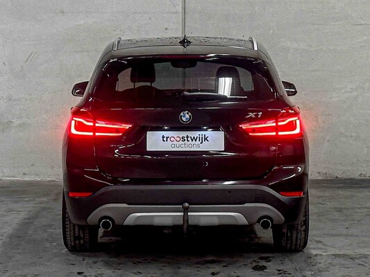 BMW X1 sDrive20i Centennial High Executive F48 (Original-NL) 192hp 2016, JH-821-H