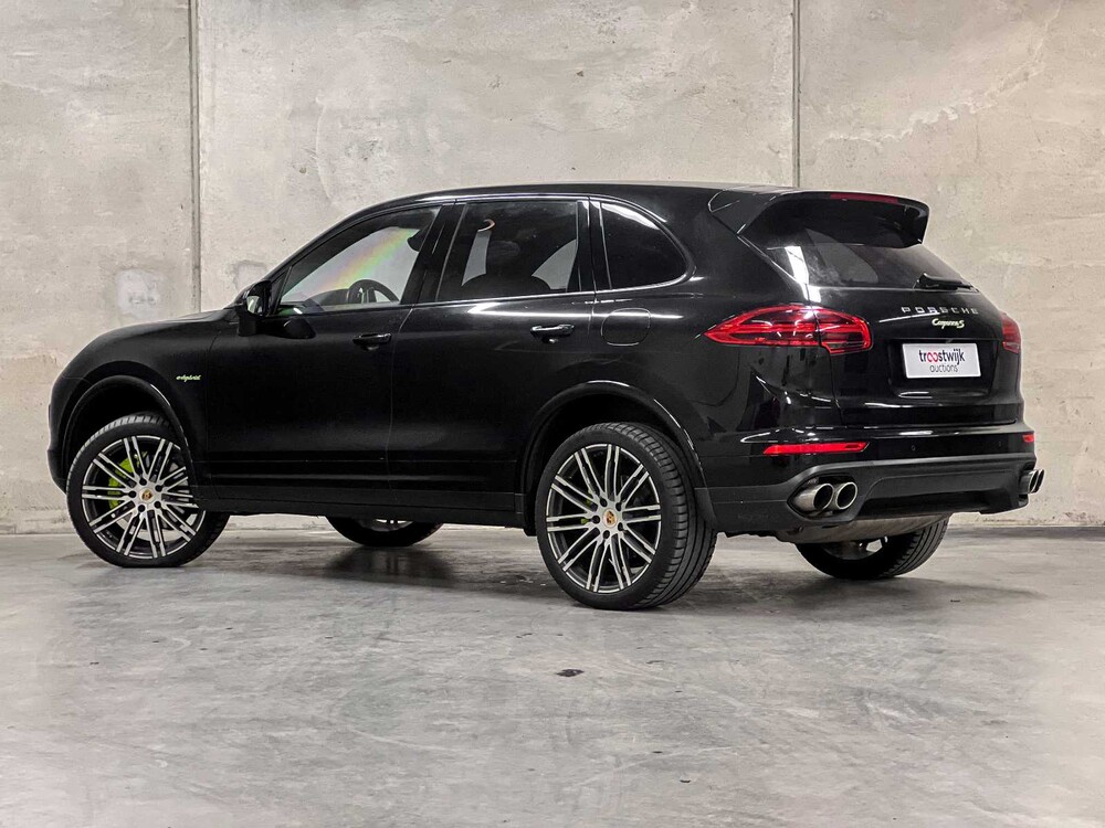 Porsche Cayenne S E-Hybrid 3.0 V6 416hp 2015 (Original-NL), GZ-024-N