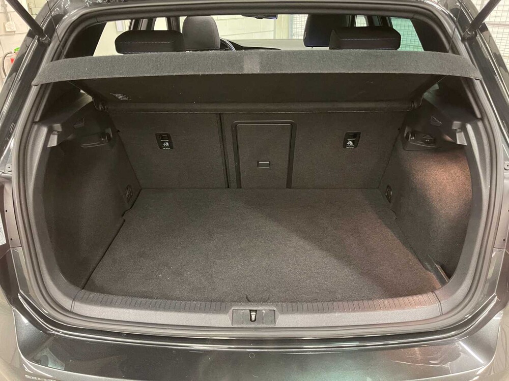 Volkswagen Golf GTE 1.4 TSI 150hp 2015 (Original-NL), GH-791-T