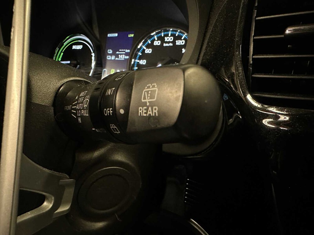  Mitsubishi Outlander 2.0 PHEV Instyle+ 121hp 2013 (Original-UK), 6-SNX-40