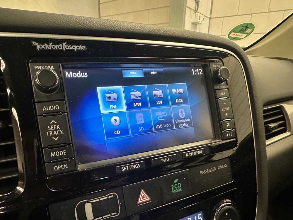  Mitsubishi Outlander 2.0 PHEV Instyle+ 121hp 2013 (Original-UK), 6-SNX-40