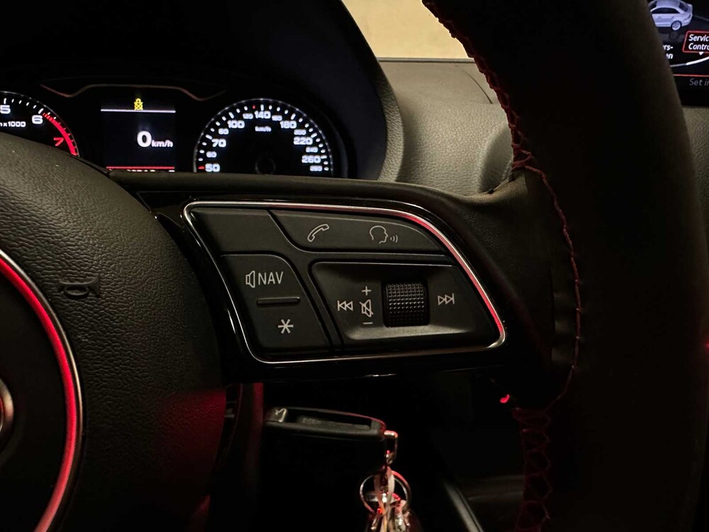 Audi A3 Limousine S-Line 1.4 TFSI CoD Ambition 140PS 2014 (Original-NL), 5-TVP-68