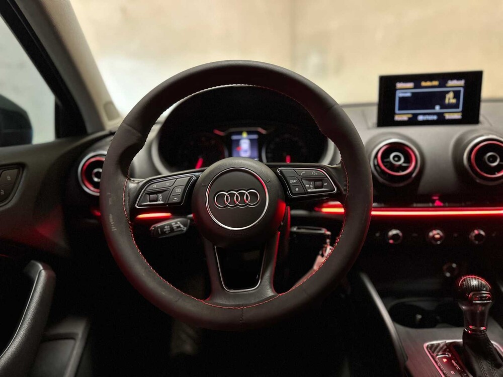 Audi A3 Limousine S-Line 1.4 TFSI CoD Ambition 140PS 2014 (Original-NL), 5-TVP-68